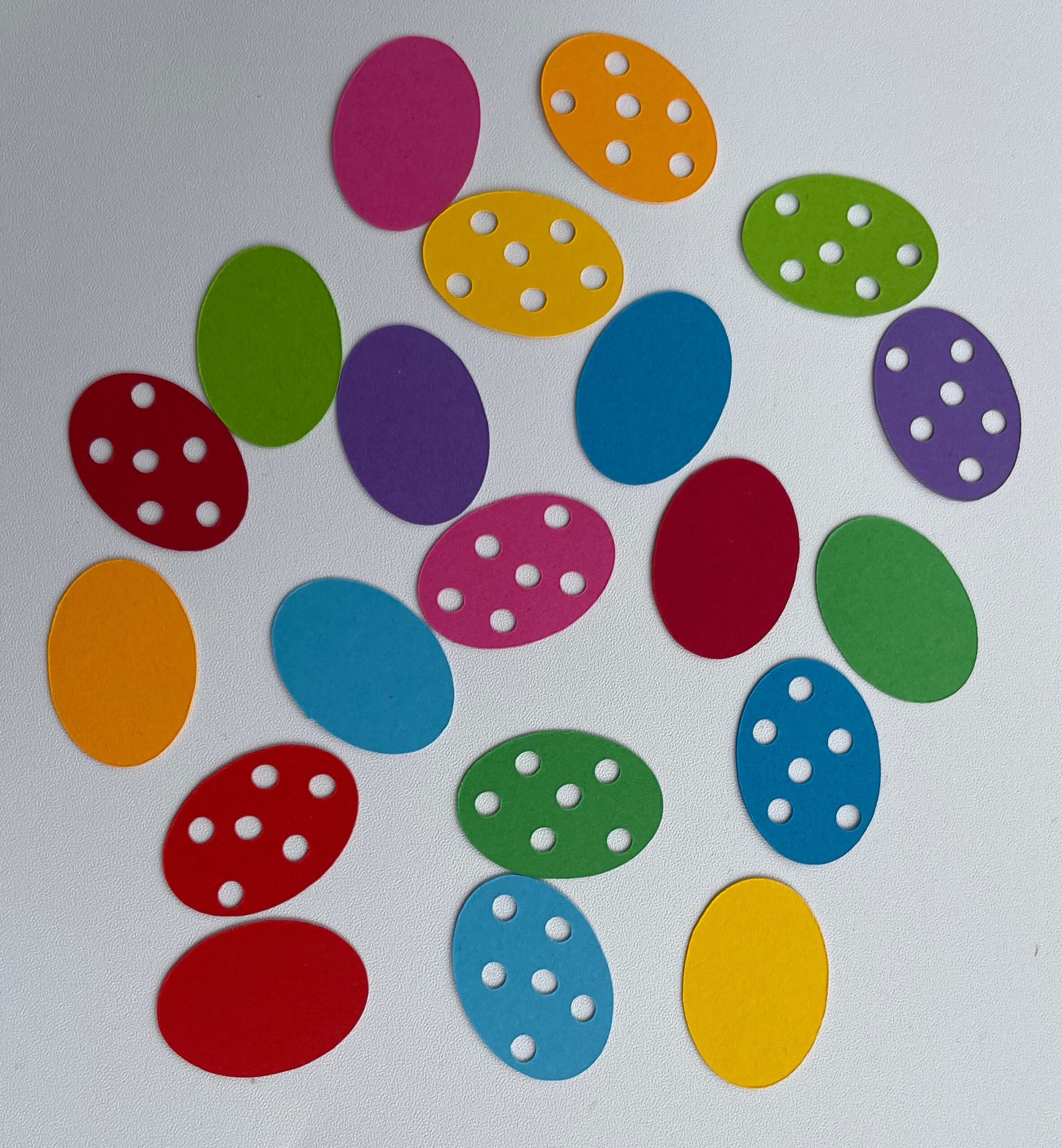 100 multicoloured rainbow Easter eggs, for scrapbooking, card toppers, embellishments, children’s crafts, 160gsm paper/card.